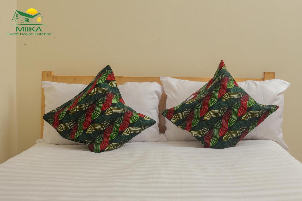 Miika Guest House Entebbe Buitenkant foto